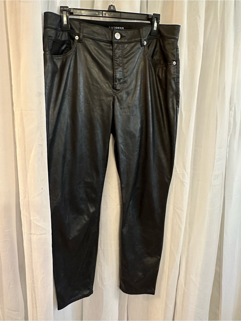 Express Women’s Slim Straight Faux Leather pants in Black
